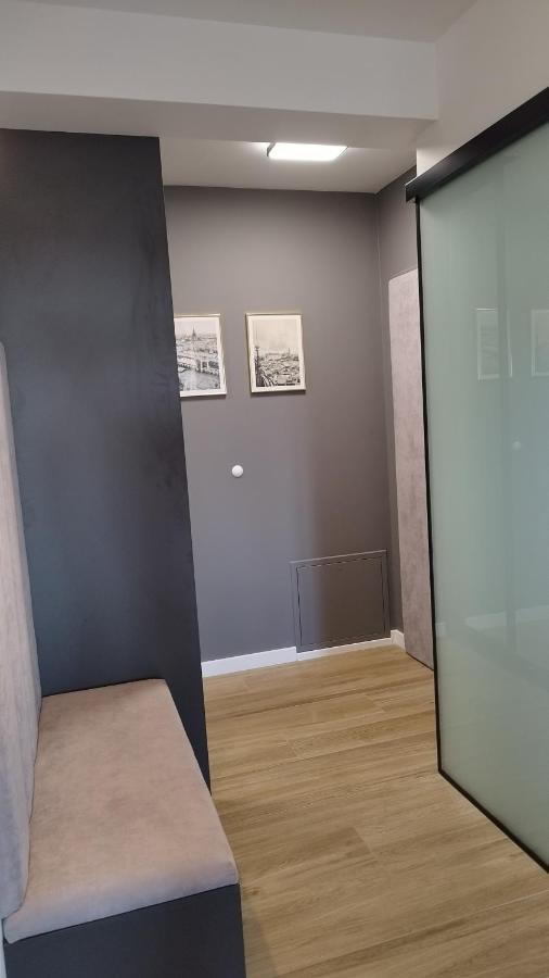 Apartment Between Krakau